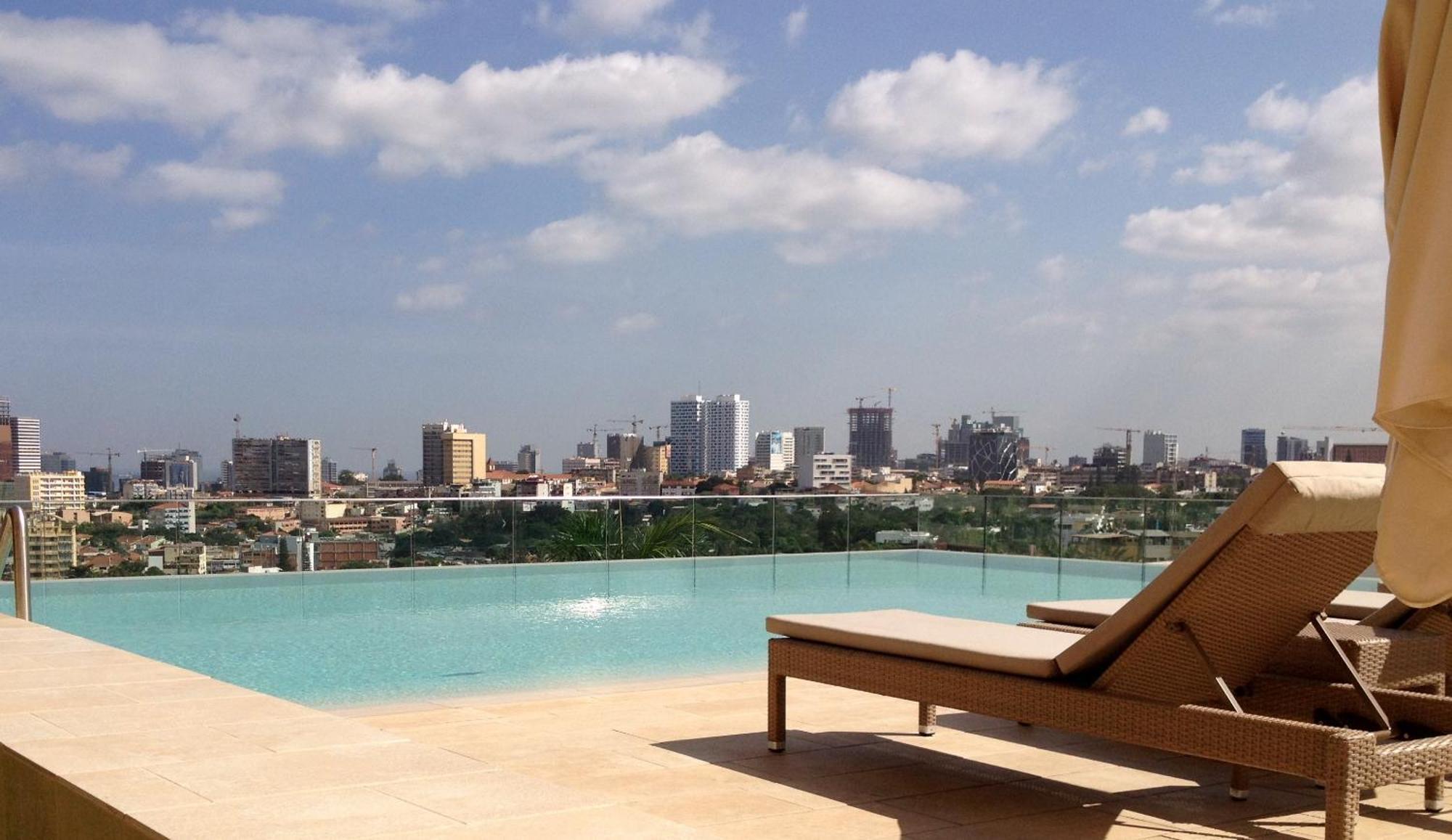 Hotel Alvalade Luanda Exterior foto